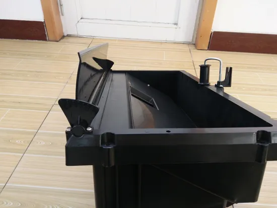 Chicken House Black Air Inlet ABS Small Ventilation Window for Poultry