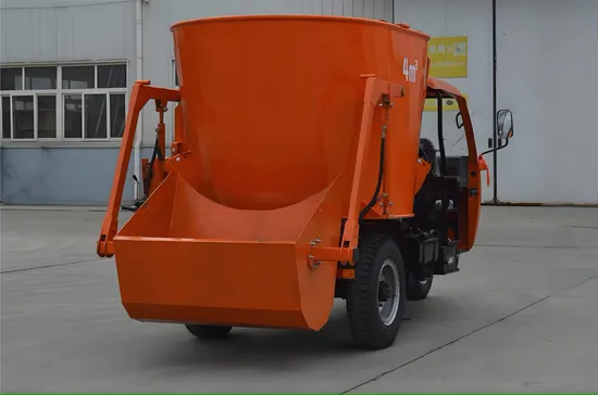 Self-Propelled Tmr Feed Mixer for Cattle and Sheep Farm