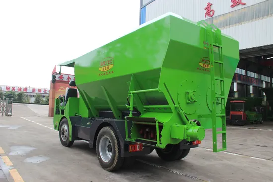 20cbm Bedding Spreader Side Shooter Sand Spreader for Cow Bedding for Livestock and Dairy Farm