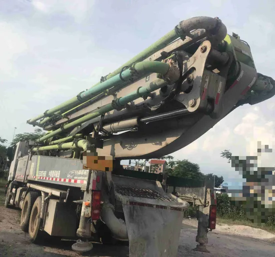 Used Concrete Pump Truck 2017 Model Zooomlion Pump Boom Placer for Sale