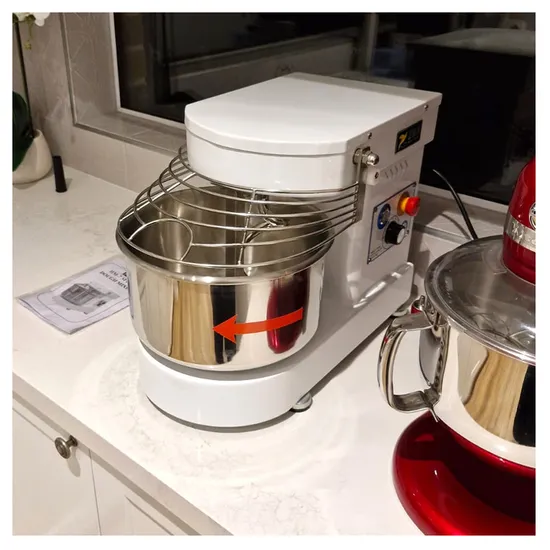 Factory Price 3kg Bread Making Kneader Machine Bakery Equipment 7L Small Spiral Dough Kneader Mixer at Cheap Price