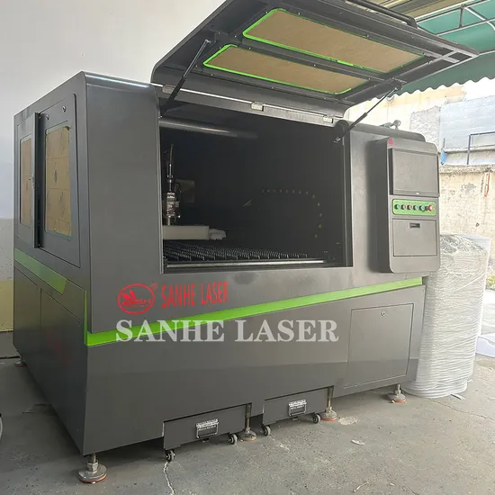 High-Precision Fiber Laser Cutting Machine, Laser Precision Cutting Within 1mm, The Cutting Surface Is Bright and Burr-Free