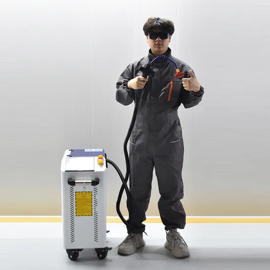 Pulse Laser Cleaning Machine Metal Graffiti Stripping200W 100W