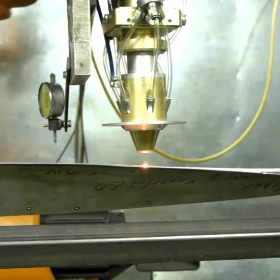 6000W 8000W 10000W 12000W High-Performance Laser Cladding Equipment with Motion System to Repair Turbine Blades Vtg