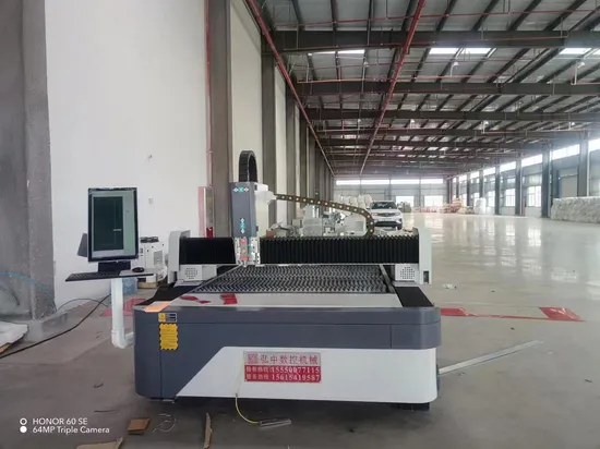 Laser Cutter 2 Kw Raycus Laser Cutting Machine with Rotary Attachment for Steel Tube