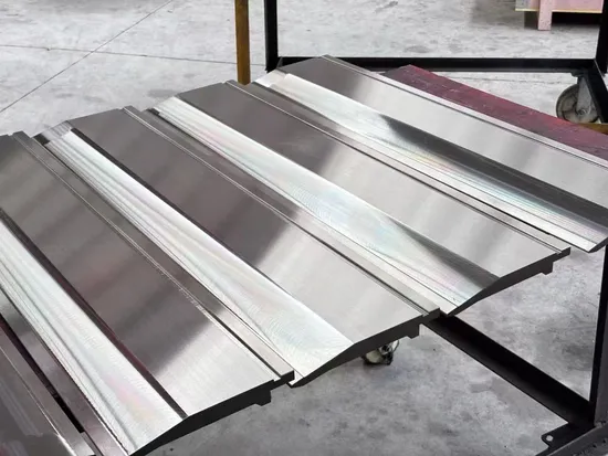 High Quality Hydraulic Amada Press Brake Tooling for Steel Pipe Bending