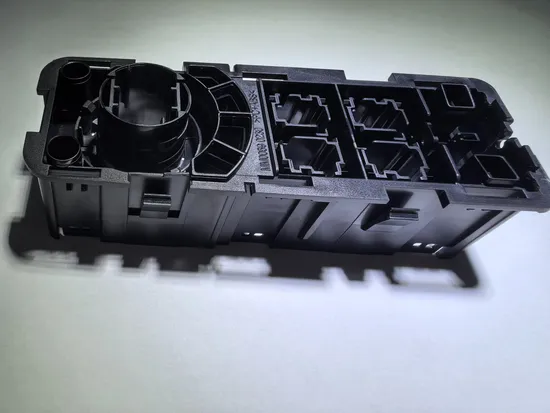 Customized Precision Plastic Injection Mold for Auto Parts- Kg2024111402