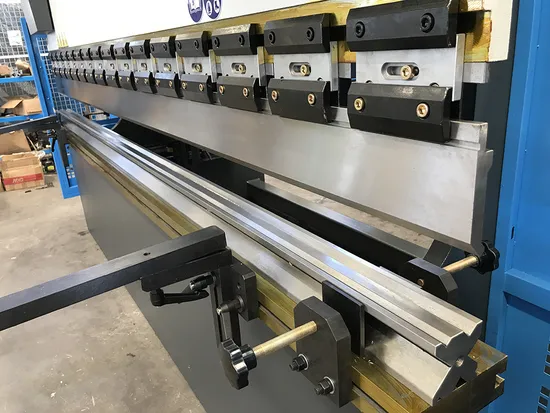 Stainless Steel Sheet Bending Machine Professional Manufacturer Accurl Hydraulic Press Brake Machine for Sale