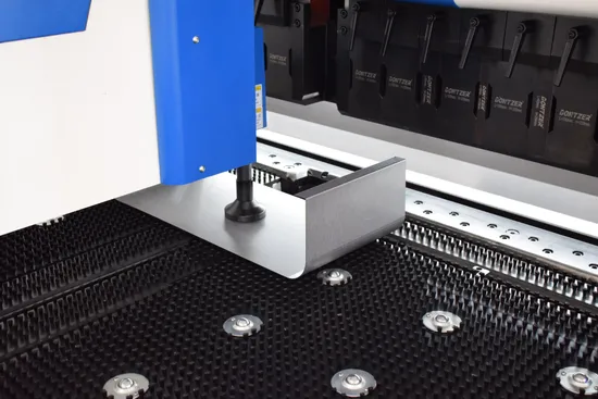 Labour Saved Press Machine for Metal Fine Machining Factory