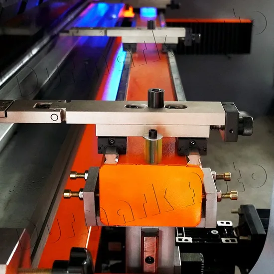 125t*3200 High Quality and Good Price CNC Hydraulic 125 Ton Press Brake Machine From Anh