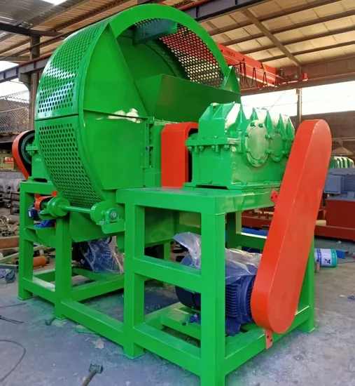 High Quality Waste Whole Tire Shredder Machine/ Tire Crushing Cutting Machine