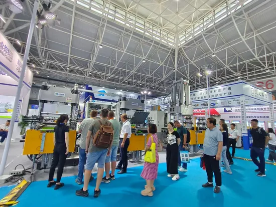Factory Hot Selling 400t Compression Press Rubber Silicone Vulcanizing Molding Machine