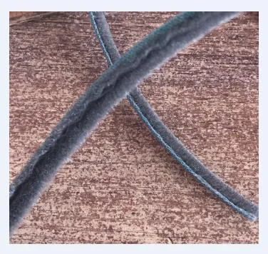 PP Wool Pile Weather Strip with Fin for Sliding Aluminium Window
