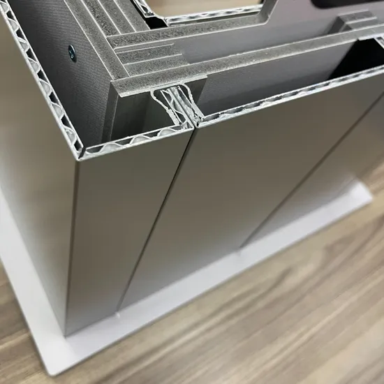 3mm and 4mm Fire Resistant Film Covering Aluminum Lattice Composite Panel