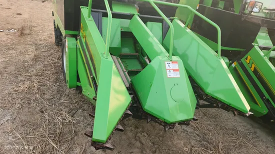 Reversing Camera Optional Four Wheel Drive 2 Row Corn Picker Maize Harvester