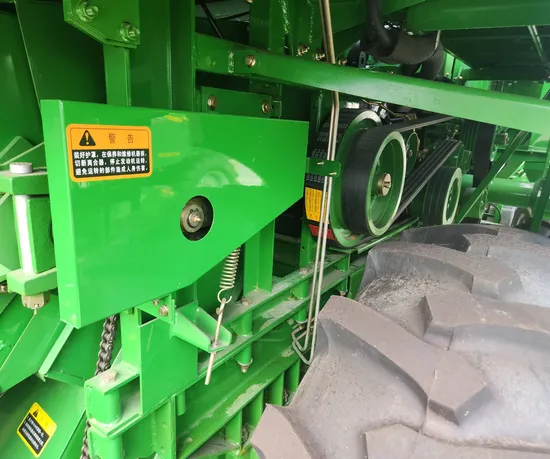 Advanced Combine Harvester Agricultural Equipment with Powerful Engine for Crops