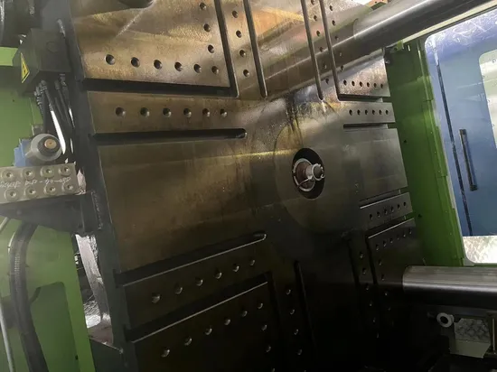Plastic Injection Molding Machine for Bread Crate