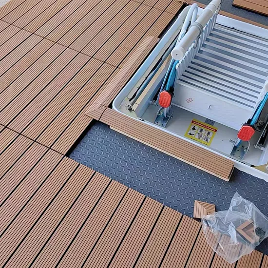 High Quality Outdoor Flooring WPC Decking Wood Plastic Composite Deck Board