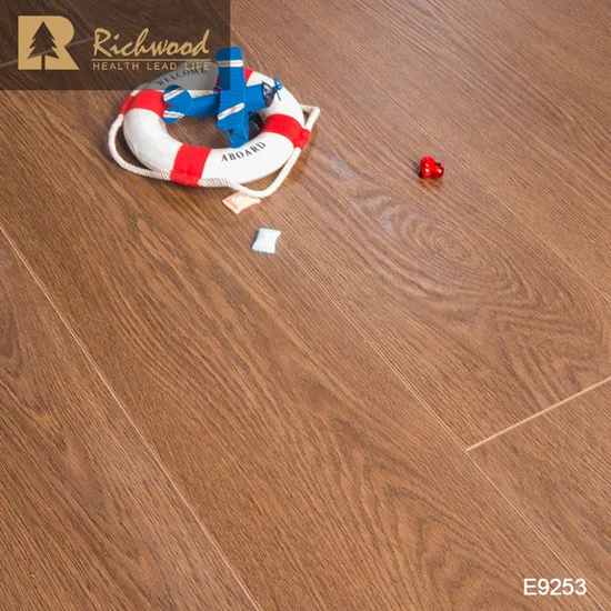 Durable Low Formaldehyde Emission HDF Laminate Flooring Eir Collection for Building Material