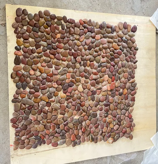Natural Red Color River Stone Garden Stone Swimming Pool Pebble Mosaic Tile