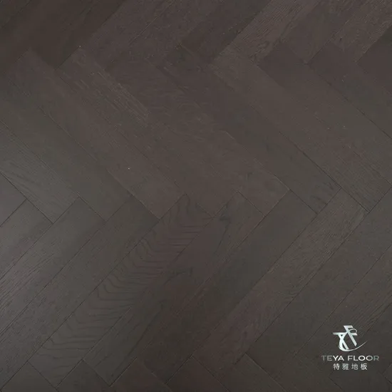 Brushed Engineered Herringbone Pattern Parquet Oak Wood Flooring