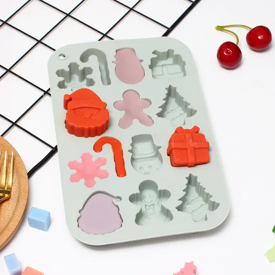 New 14 Piece Christmas Silicone Mold, Home Baking Chocolate Candy Mold, Christmas Gift Mold