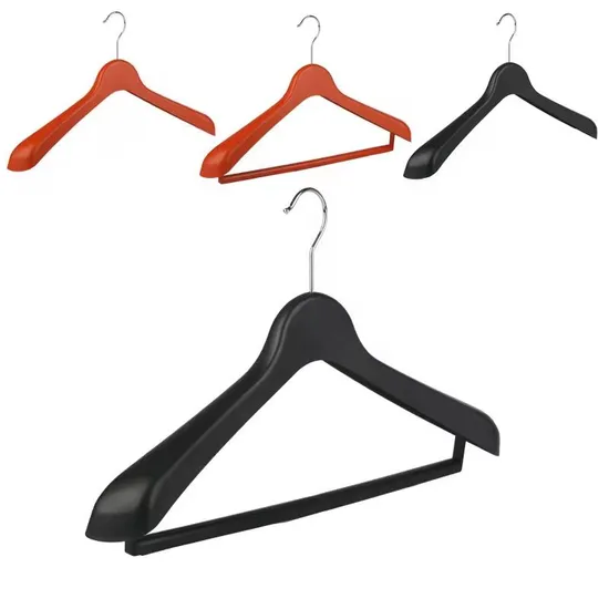 Wholesale Price Customized Logo Rubber Black Luxury Hangers Plastic Coat Suit Clothing Hangers for Men Clothes Display Rack Hanger