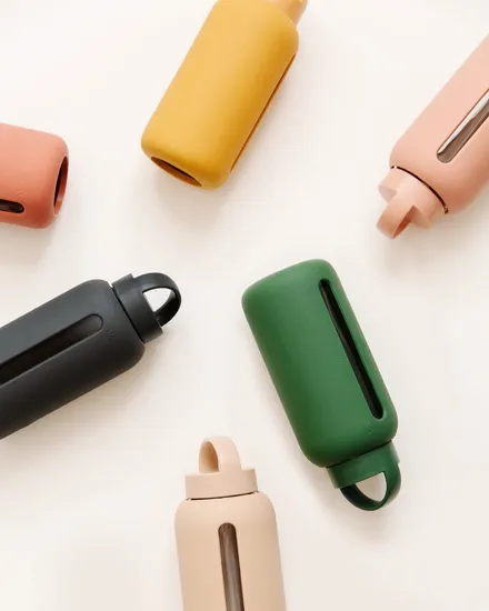 Time Marked Cute Water Bottles for Women and Men with Times to Drink, BPA Free Aesthetic Water Bottle with Time Marker, Clear Water Bottle 27oz