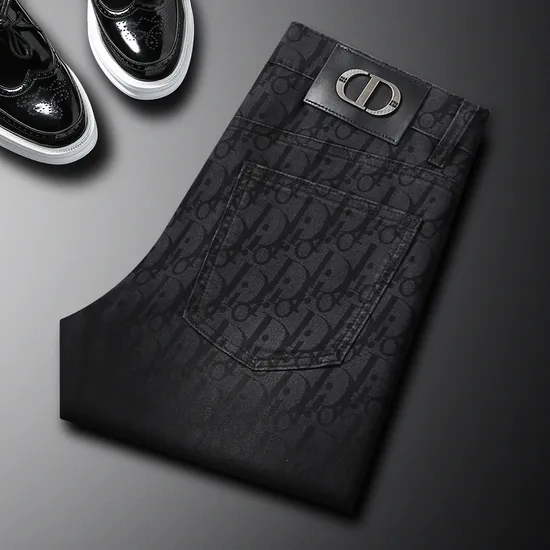 Fashion Wholesale Plus Size Ready for Shipment, Customized Classic Men′s Jeans