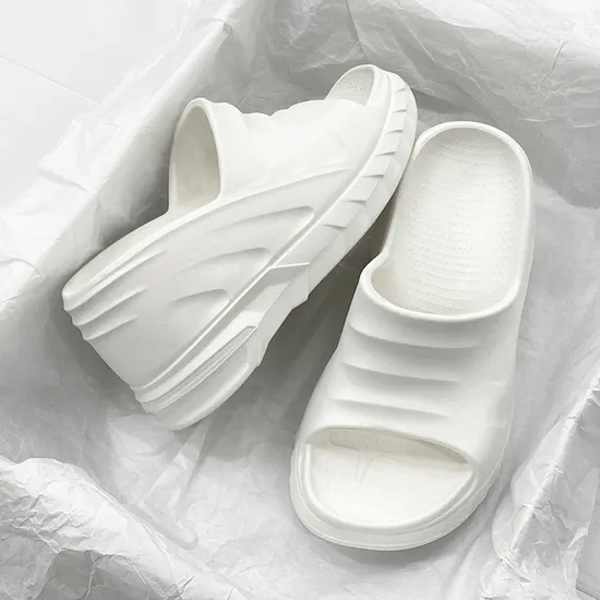 Wholesale Stylish Custom Brand Lady Shoes Women Home Thick EVA Sole Sandals Outdoor Anti-Slip Slide Slipper