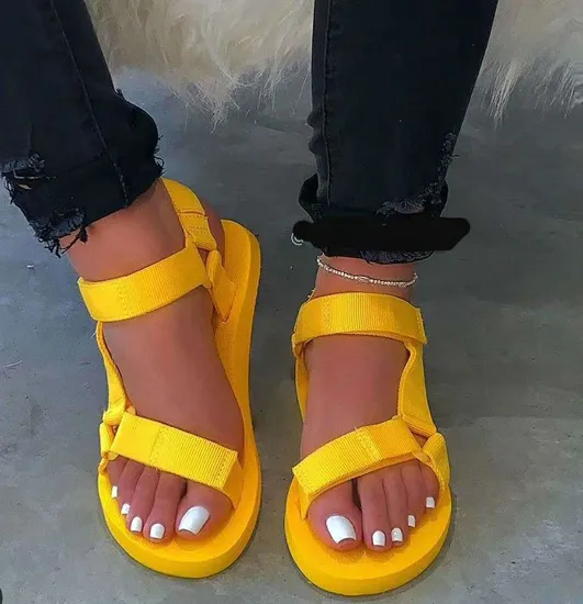 Foreign Trade Explosion Models Summer 2020 Flat Bottom Wild Fashion Open Toe Women Shoes Fashion Sandals