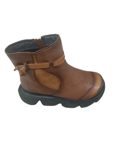Chic Women′s Leather Slip-on Shoes for Stylish Casual Outings Fashion