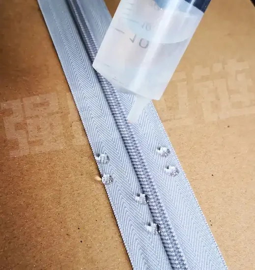 Zipper Factory Hot Sale #5 #7 Long Chain Waterproof Nylon Zipper for Bags Tent Garments Textile Sleeping Bags
