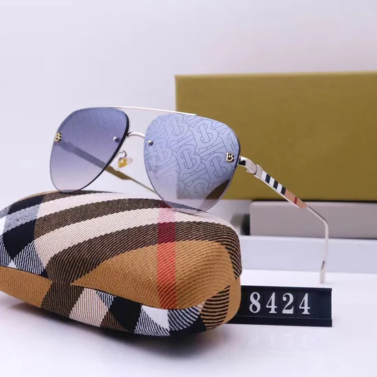 New Luxury Design Large Frame Sunglasses for Men and Women Sunglasses Classic Travel Fashion Glasses