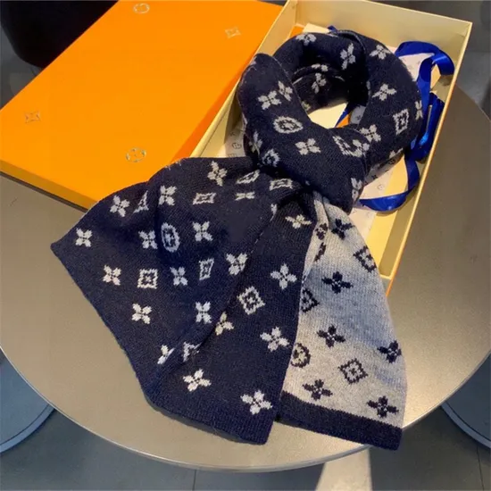 Classic Trendy Unisex Scarf Letter Pattern Warm Famous Band Scarf Luxury Designer Cotton Scarves Men Women Wholesale