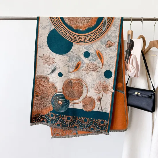 New High-End Printed National Style High-End Exquisite Warm Scarf