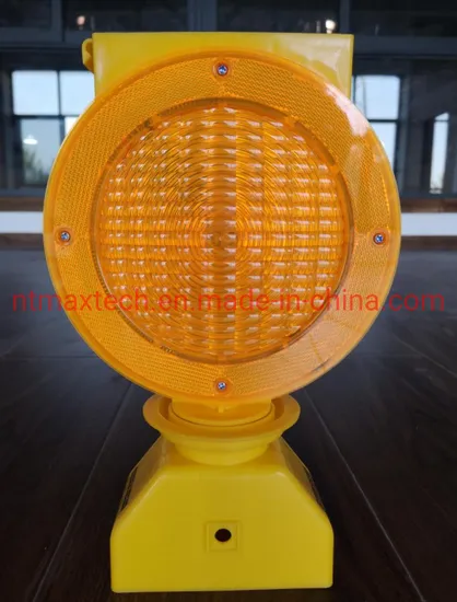 Solar Powered Amber Color Warning Light for Road Barricade