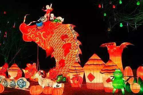 Waterproof Handmade Crafts Silk Chinese Traditional Festival Lantern for Celebrating