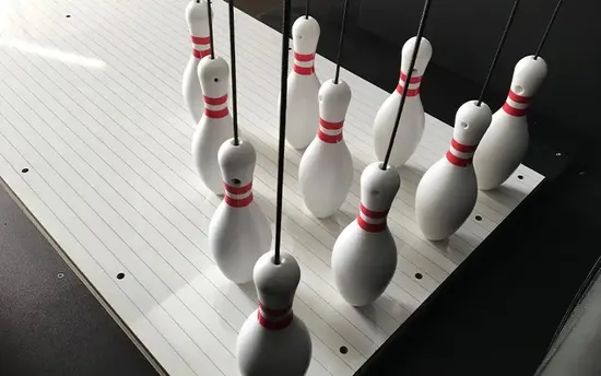 New String Bowling Machine with Glow-in-dark Bowling Alley Equipment