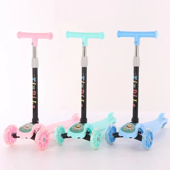 New Design Folding Children Scooter Wholesale Cheap Pedal Bike Foot Three/Wheels Flash Kids Scooter