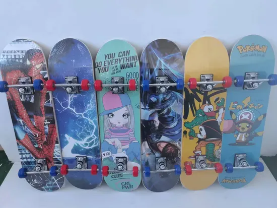 Factory Direct Sales of Complete and Cheap Children′ S Skateboard