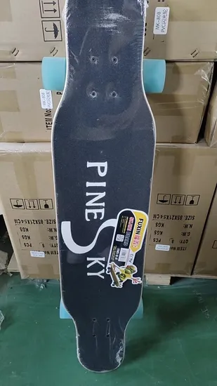 Adult Four-Wheel Professional Wooden Skateboard/70 * 51PU Flash Wheel/7-Layer Maple Skateboard