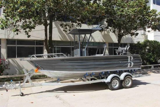 Factory Made Aluminum/Aluminum Pressed Hull 5m/17FT Center Console Speed Boat