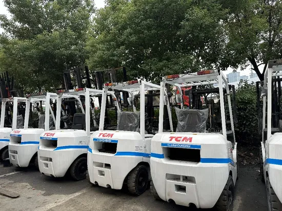 Used High Quality Tcm 3 Ton Diesel Forklift with Nissan Td27 Engine in Stock for Sale