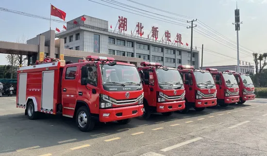 China Fire Rescue Truck Pumper Tanker and Commander New Diesel 4X2 Manual Transmission Fire Trucks for Fire Rescue