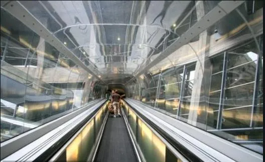China Shopping Mall and Airports Moving Walks Escalator with European Quality