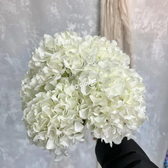 Wholesale White Realistic Bunch Hydrangea Silk Artificial Flowers for Home Wedding Living Room Decor