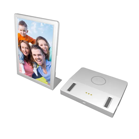 New Battery Operated Alarm Clock Small Advertising Player with Charging Station