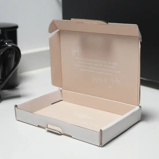 Fashion Attractive Design Handicraft Card Package Paper Box