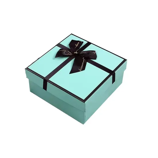 Custom Logo Cardboard Cartons Cosmetic Skincare Set Shipping Mailing Pape Gift Box